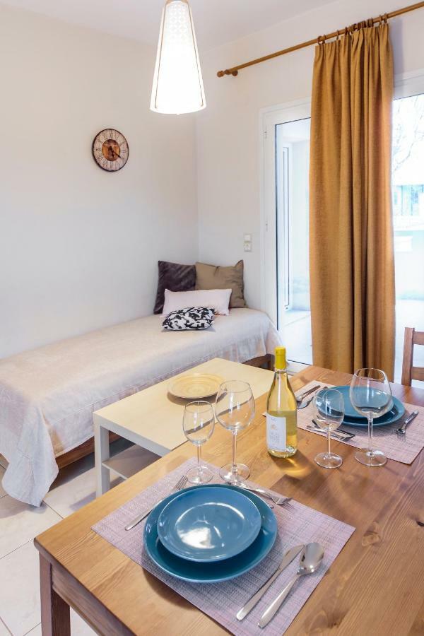 Omega Comfy Apartments Almyrida Almirída Ngoại thất bức ảnh